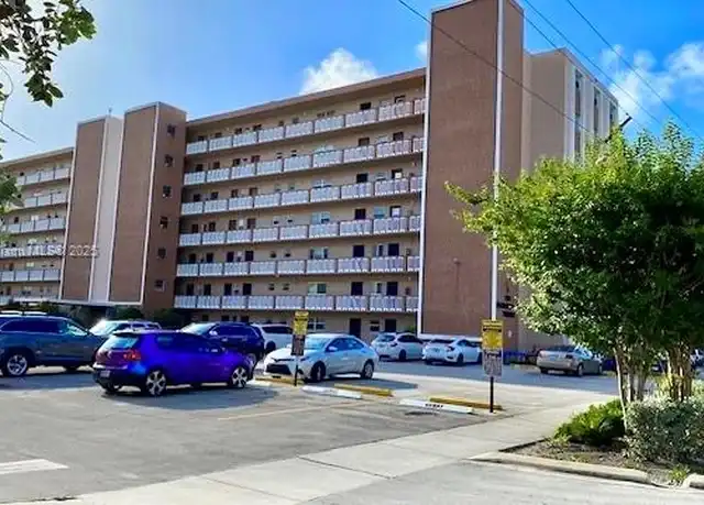 Property at 301 NE 14th Ave #206, Hallandale Beach, FL, 33009, 1 bed, 1.5 baths, [object Object]