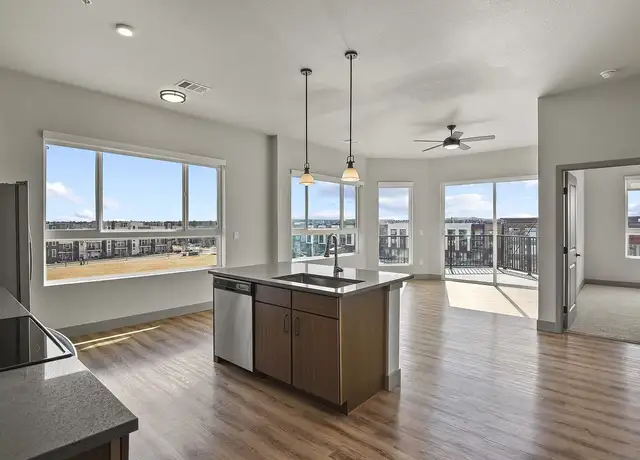 Photo of 300 E Fremont Pl, Littleton, CO 80122