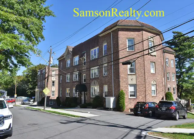 Property at 100 Taft Ave Unit 3, Providence, RI, 02906, 0 beds, 1 bath, [object Object]
