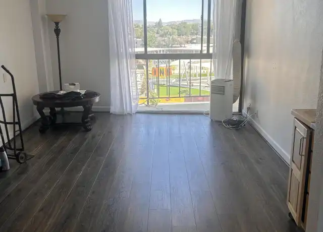 Property at 567 W 4th St #302, Reno, NV, 89503, 1 bed, 1 bath, [object Object]