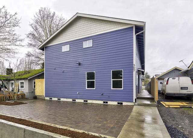 Photo of 307 21st Ave Unit 2, Longview, WA 98632