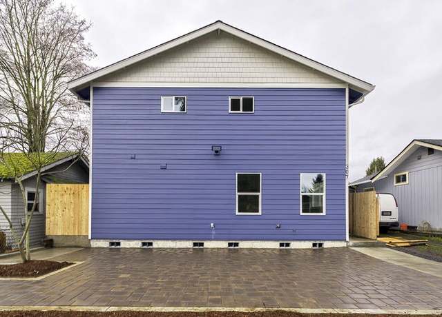 Photo of 307 21st Ave Unit 2, Longview, WA 98632