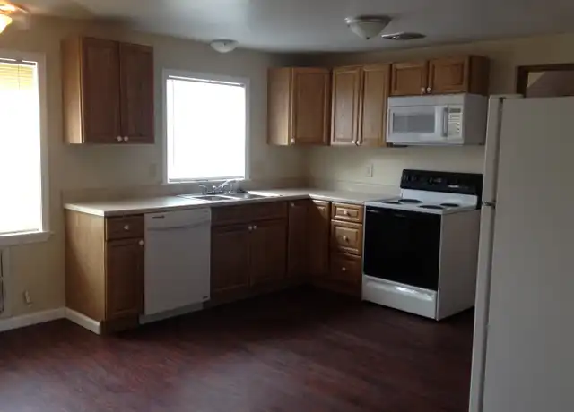 Property at William Penn - 420 E Wheeling St, Washington, PA, 15301, 2 beds, 1 bath, [object Object]