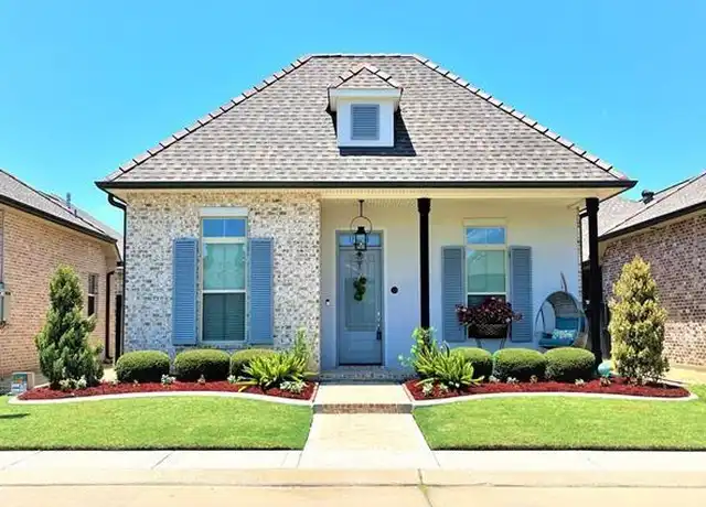 Property at 324 Rue Petite, Covington, LA, 70433, 3 beds, 2 baths, [object Object]