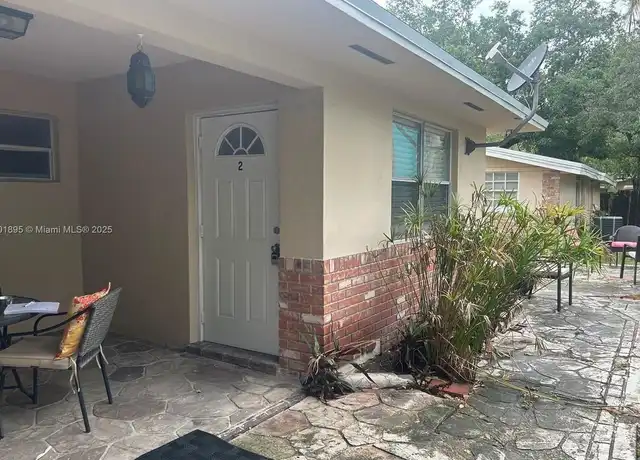 Property at 1111 SW 2nd Ct Unit 2, Fort Lauderdale, FL, 33312, 1 bed, 1 bath, [object Object]