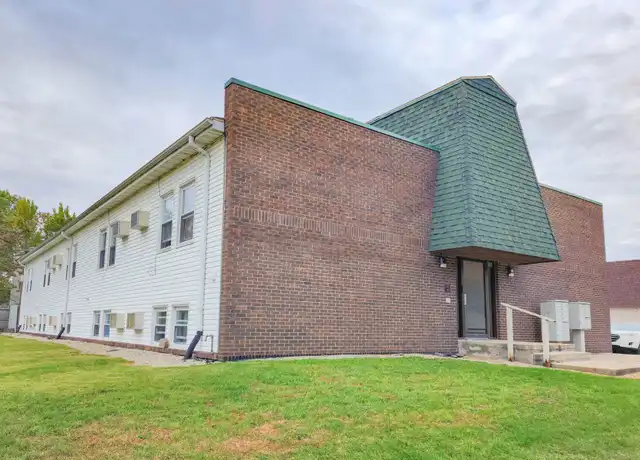 Property at 1005 E Colorado Ave, Urbana, IL, 61801, 1 bed, 1 bath, [object Object]