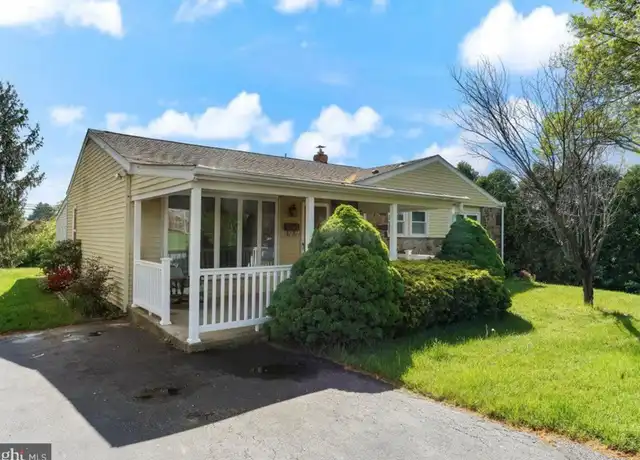 Property at 120 Tillman Ln, Aston, PA, 19014, 3 beds, 1.5 baths, [object Object]