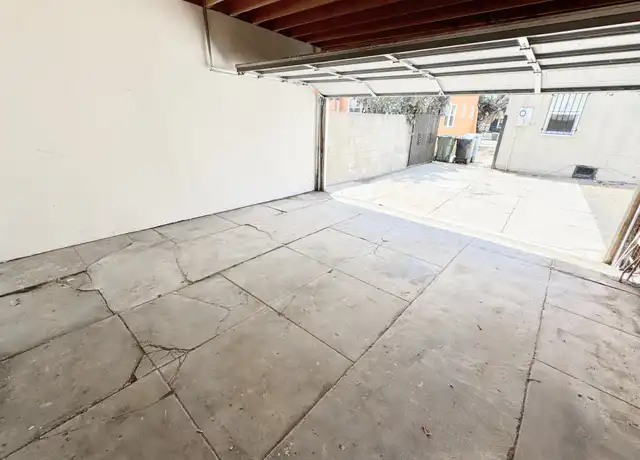 Property at 629 W 104th St, Los Angeles, CA, 90044, 2 beds, 1 bath, [object Object]