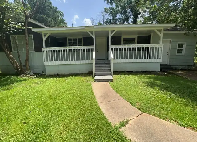 Property at 805 Dorgan St, Jackson, MS, 39204, 3 beds, 2 baths, [object Object]