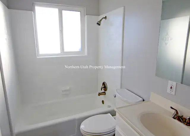 Property at 2452 N 970 W, Clearfield, UT, 84015, 4 beds, 2 baths, [object Object]