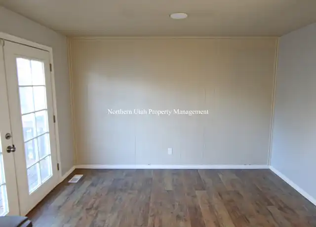 Property at 2452 N 970 W, Clearfield, UT, 84015, 4 beds, 2 baths, [object Object]