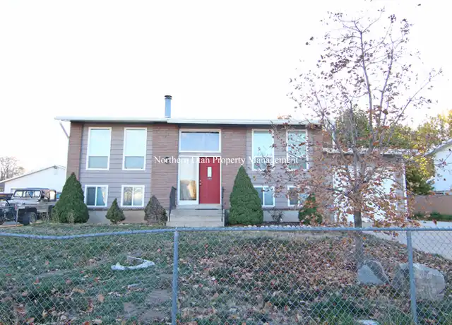 Property at 2452 N 970 W, Clearfield, UT, 84015, 4 beds, 2 baths, [object Object]