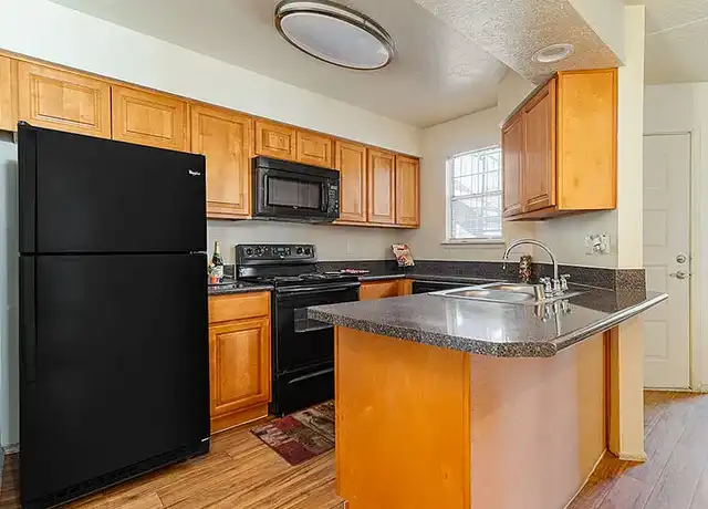 Property at Oak Tree Park - 5800 Osuna Rd NE, Albuquerque, NM, 87109, 1 bed, 1 bath, [object Object]