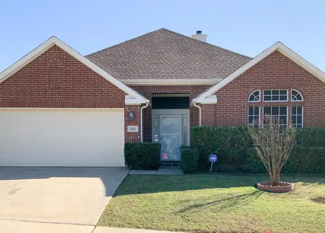 Property at 3626 English Oak Dr, Garland, TX, 75043, 3 beds, 2 baths, [object Object]