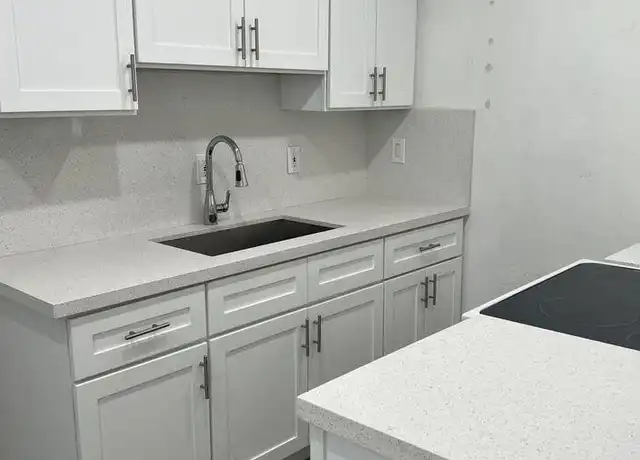 Property at 132 E Central Blvd Unit 2, Lantana, FL, 33462, 1 bed, 1 bath, [object Object]
