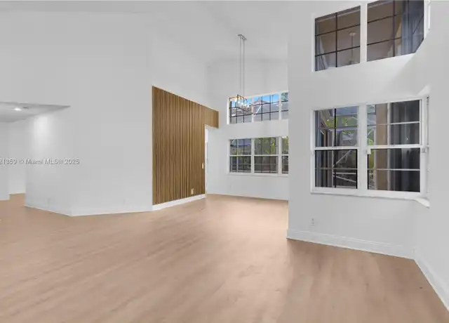 Property at 1525 Seabay Rd, Weston, FL, 33326, 3 beds, 2 baths, [object Object]