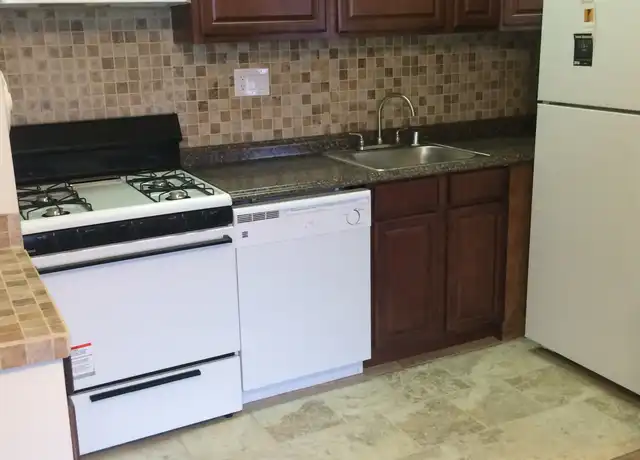 Property at 6737 Riverdale Rd Unit C, Riverdale, MD, 20737, 2 beds, 1 bath, [object Object]