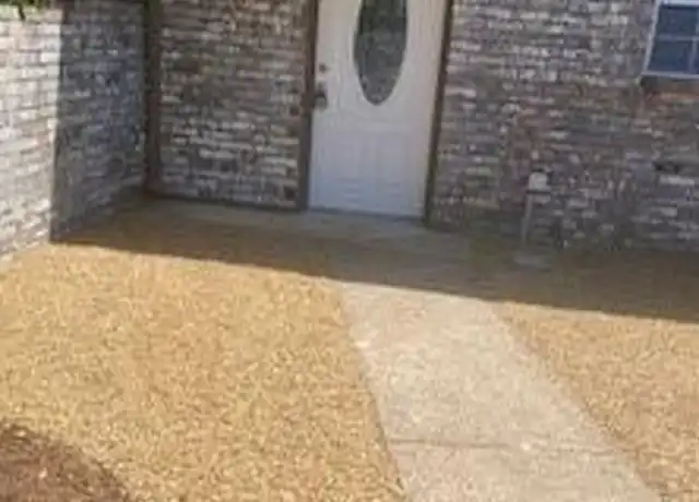 Property at 724 Champion Ct, Garland, TX, 75043, 2 beds, 2.5 baths, [object Object]