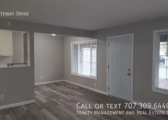 Property at 712 Gateway Dr, Vallejo, CA, 94589, 4 beds, 2 baths, [object Object]