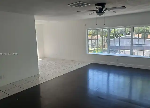 Property at 5300 NW 18th Ct Unit 4I, Lauderhill, FL, 33313, 3 beds, 2 baths, [object Object]
