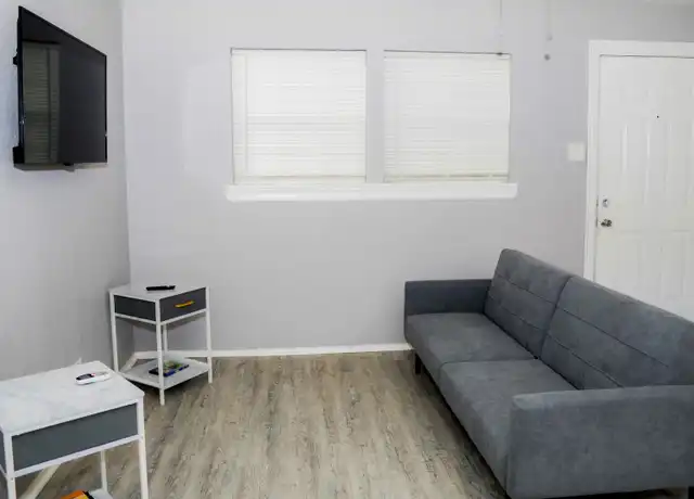 Property at 2518 Lidstone St Unit 2518Lidstone6, Houston, TX, 77023, 1 bed, 1 bath, [object Object]