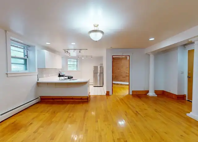 Property at 2697 Euclid Heights Blvd Unit Sunrise 7, Cleveland, OH, 44106, 2 beds, 1 bath, [object Object]