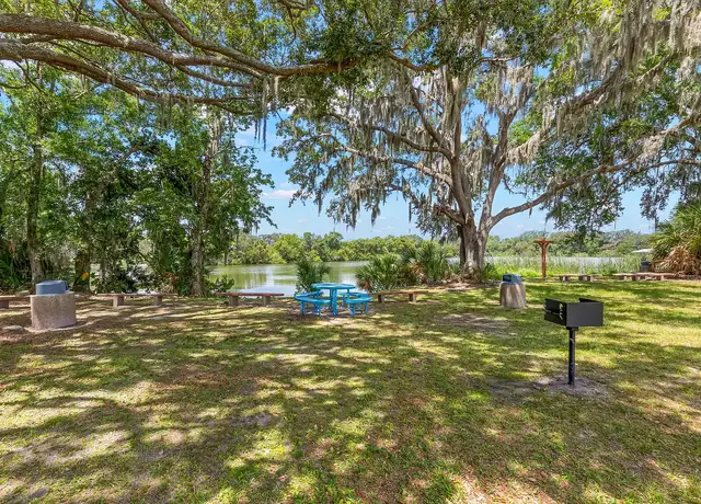 Photo of 3595 New Jersey Rd, Lakeland, FL 33803
