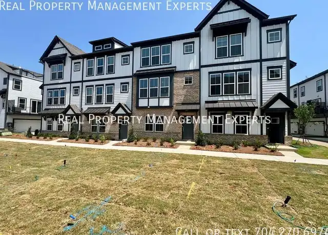 Property at 211 Tamala St, Davidson, NC, 28036, 4 beds, 3.5 baths, [object Object]