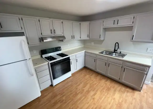 Property at 155 Kendall Ave Apt 2, Pittsburgh, PA, 15202, 2 beds, 1 bath, [object Object]