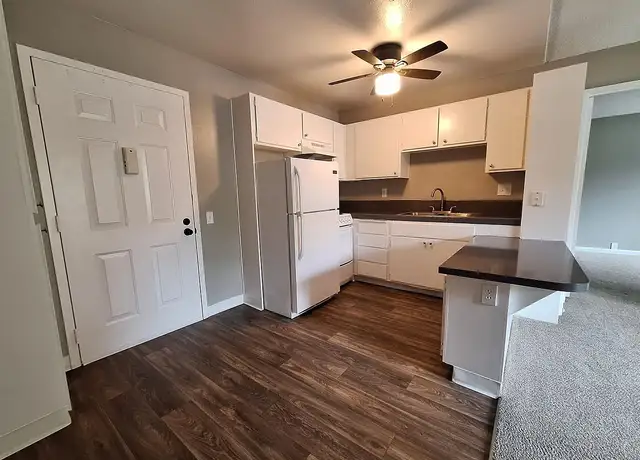 Photo of 2848 Jefferson St, Carlsbad, CA 92008