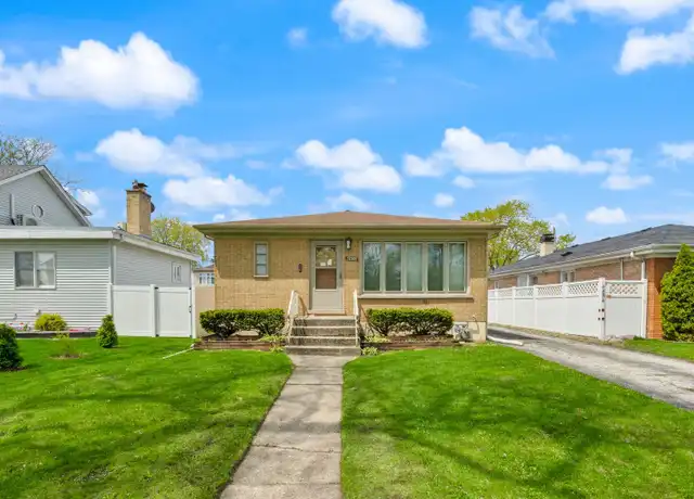 Property at 4850 N Clifton Ave, Norridge, IL, 60706, 3 beds, 1.5 baths, [object Object]