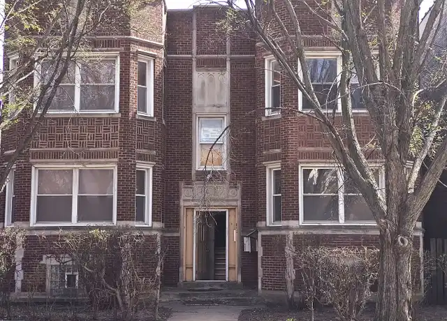Property at 2317 W Marquette Rd Unit 1ST, Chicago, IL, 60636, 3 beds, 1.5 baths, [object Object]