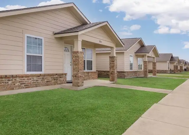 Property at 939 McKinley St Unit 101, Jennings, LA, 70546, 3 beds, 2 baths, [object Object]