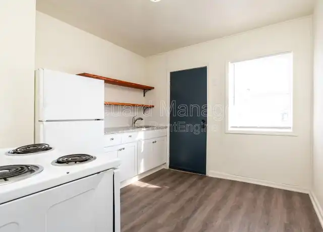 Property at 848 Sylvan Ln Unit 848s, Wichita, KS, 67218, 2 beds, 1 bath, [object Object]