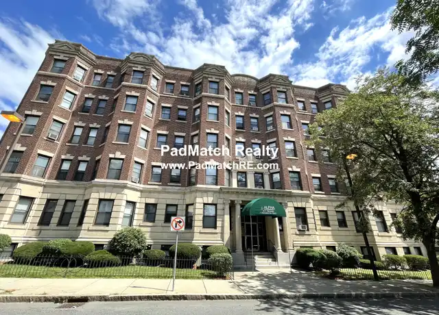 Property at 17 Washington St Unit 211, Malden, MA, 02148, 1 bed, 1 bath, [object Object]