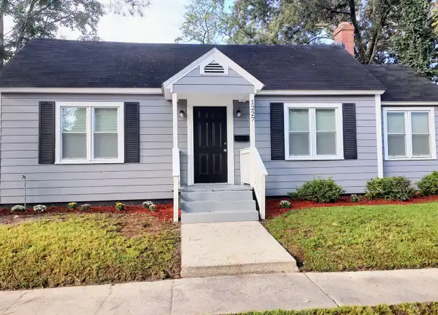 Property at 1227 E 38th St, Savannah, GA, 31404, 3 beds, 2 baths, [object Object]