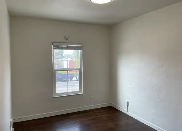 Photo of 6616 Telegraph Ave, Oakland, CA 94609