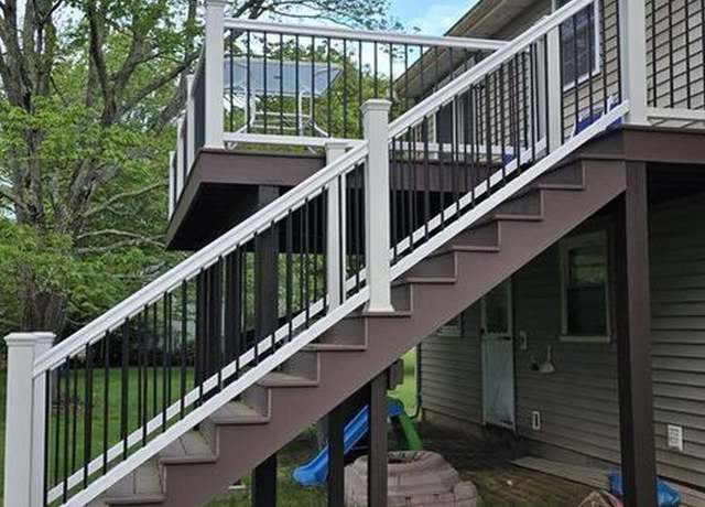 Photo of 19 Burning Tree Rd, Natick, MA 01760