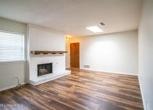 Property at 4814 10th St, Lubbock, TX, 79416, 3 beds, 2 baths, [object Object]
