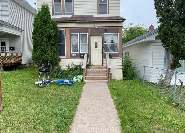 Property at 504 N 2nd Ave E Unit 2 Upper, Duluth, MN, 55805, 3 beds, 1 bath, [object Object]