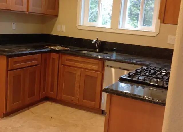 Property at 4000 69th St Unit Apt, Sacramento, CA, 95820, 1 bed, 1 bath, [object Object]