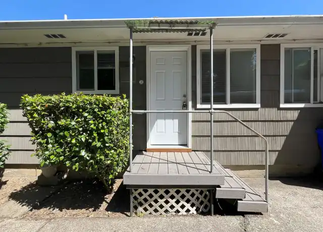 Property at 14095 SE Redwood Ave Unit 3, Milwaukie, OR, 97267, 1 bed, 1 bath, [object Object]