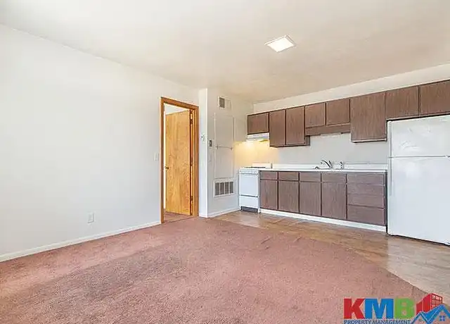 Property at Twixt Town Apartments - 1020 Twixt Town Road - 1020 Twixt Town Rd, Marion, IA, 52302, 1 bed, 1 bath, [object Object]