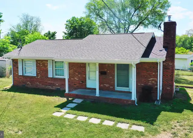Property at 605 Opequon Ct, Winchester, VA, 22601, 3 beds, 1 bath, [object Object]