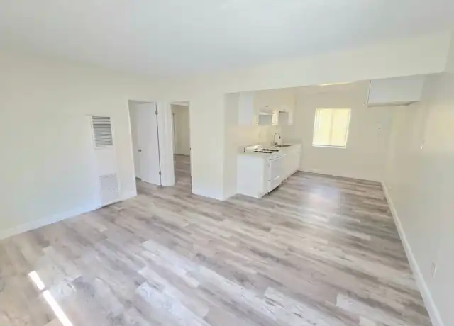 Property at 1164 E Market St Unit 2, Long Beach, CA, 90805, 2 beds, 1 bath, [object Object]
