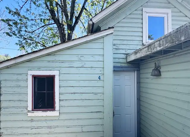 Property at 427 Washington St Unit 4, Eugene, OR, 97401, 1 bed, 1 bath, [object Object]