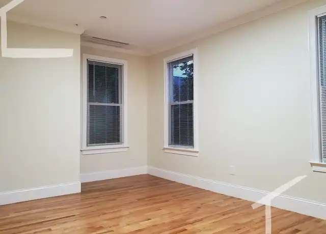 Property at 12 Harris St Unit 2, Brookline, MA, 02446, 4 beds, 2 baths, [object Object]