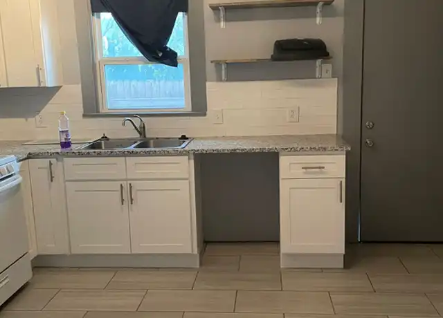 Property at 2317 N 15th St, Waco, TX, 76708, 2 beds, 1 bath, [object Object]