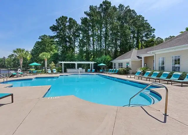 Property at The Retreat at Grande Lake Apartments - 100 Walden Shores Dr, Brunswick, GA, 31525, 1-3 bed, 1-2 bath, [object Object]