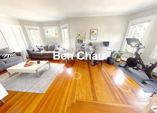 Property at 8 Chapman Pl, Cambridge, MA, 02138, 2 beds, 1 bath, [object Object]